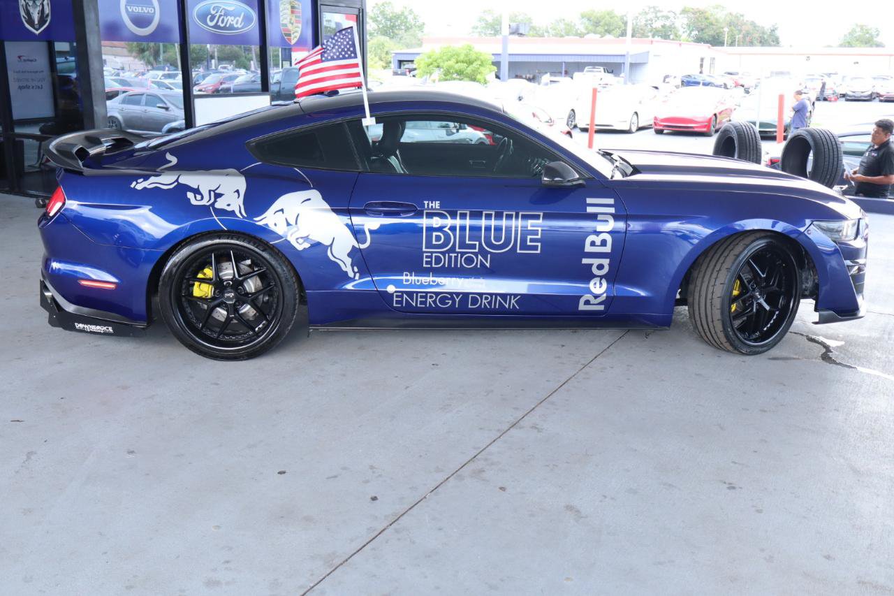 Used 2016 Ford Mustang Premium RWD image 4