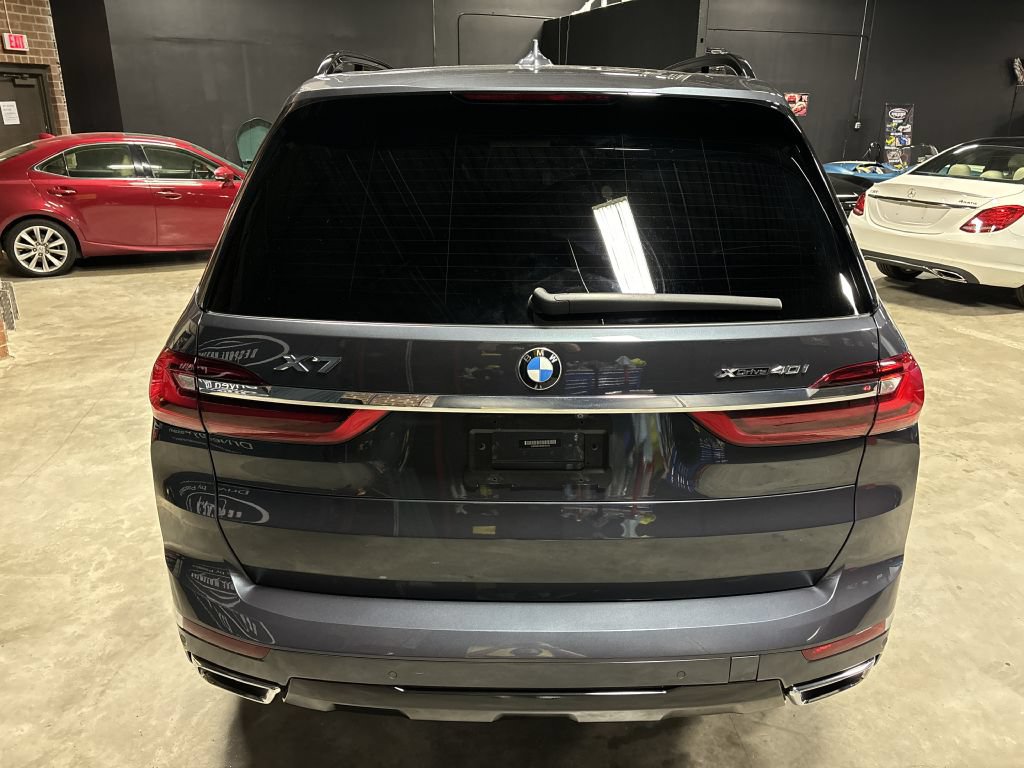 Used 2021 BMW X7 xDrive40i w/ Premium Package AWD/4WD image 9