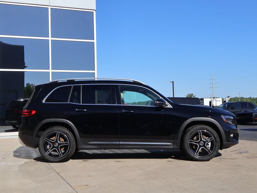 New 2026 Mercedes-Benz GLB 250 4MATIC image 4