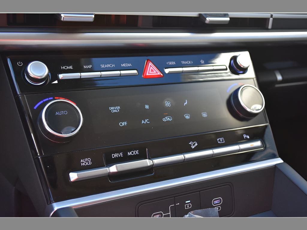 New 2026 Hyundai Santa Fe SE FWD image 25