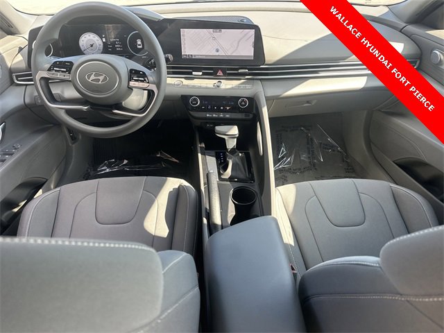 Used 2024 Hyundai Elantra SEL image 15