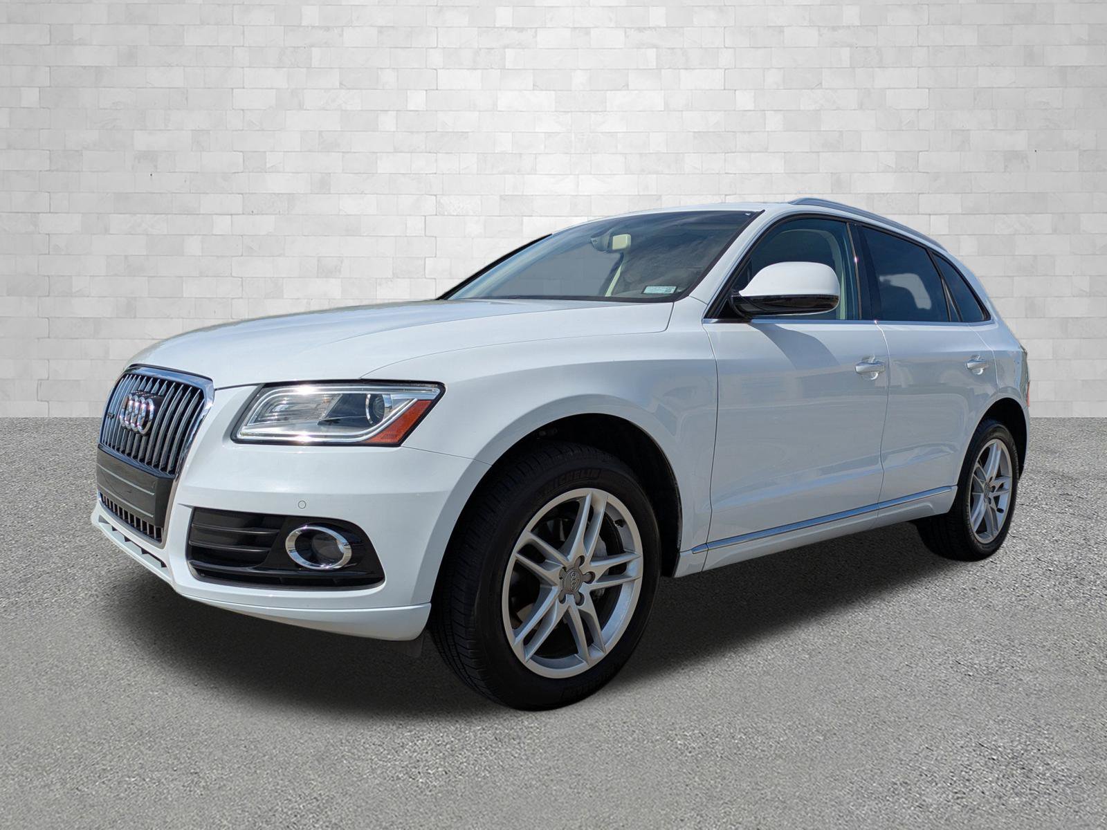 Used 2017 Audi Q5 2.0T Premium AWD/4WD image 5