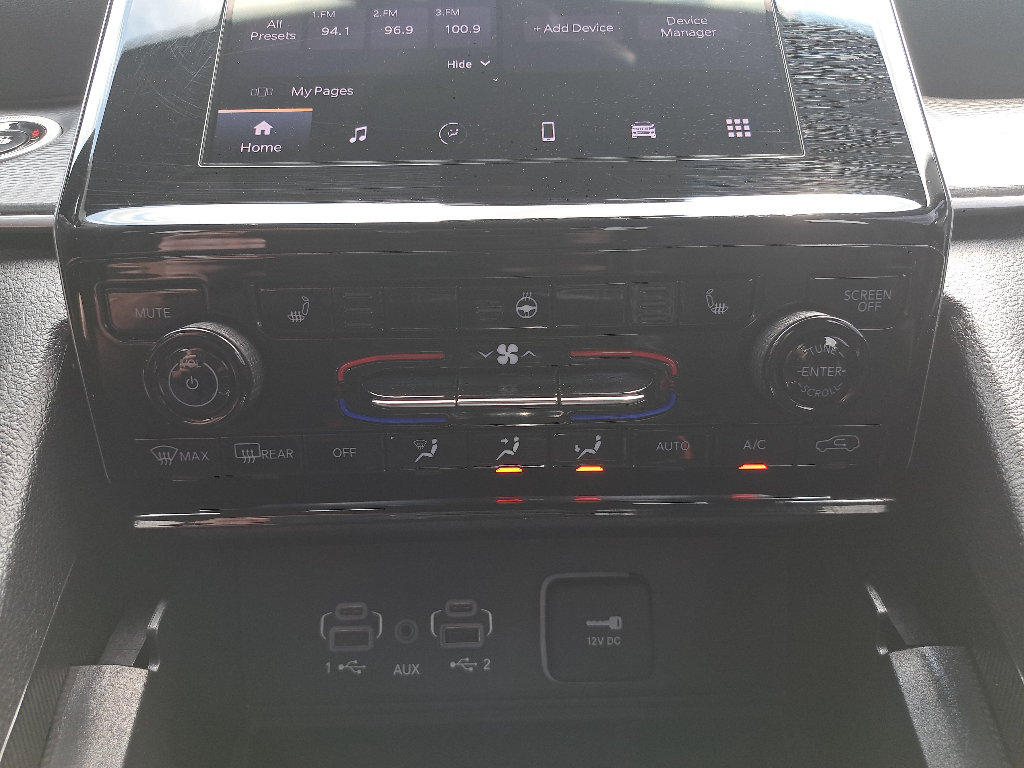 Certified 2025 Jeep Grand Cherokee Altitude AWD/4WD image 22