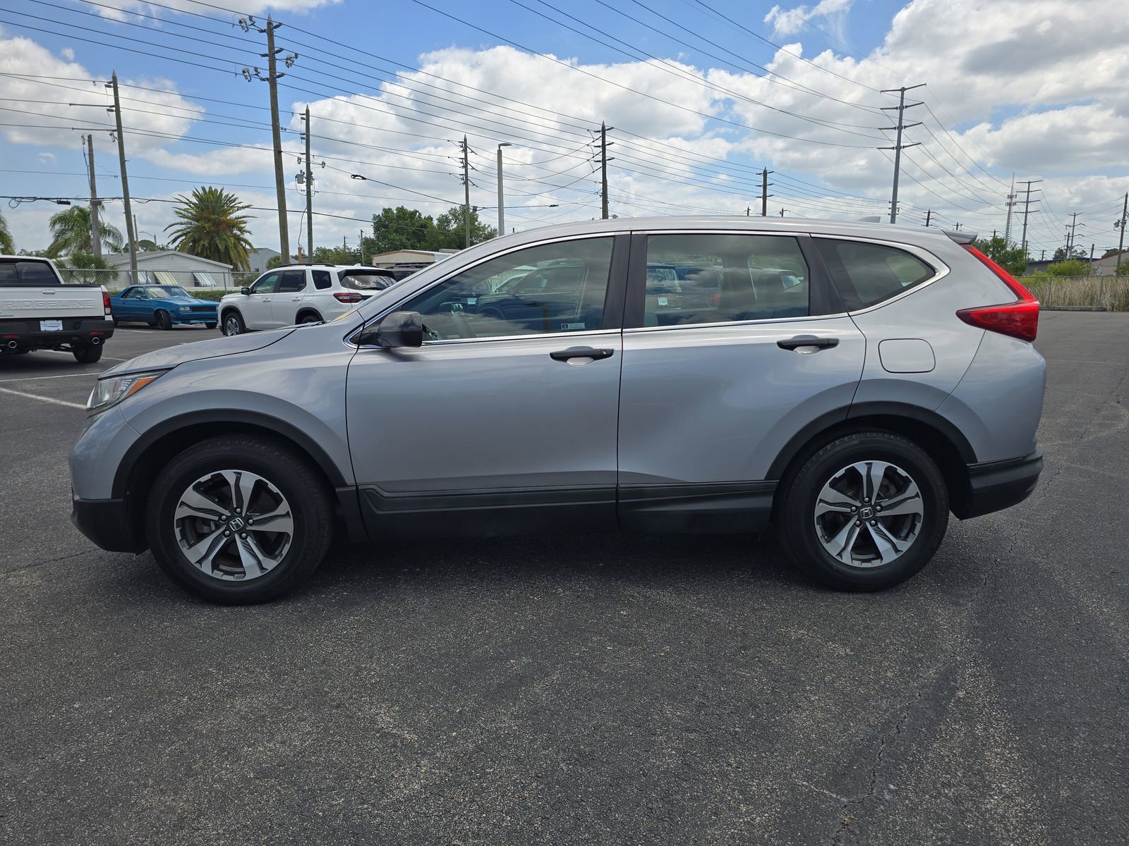 Used 2019 Honda CR-V LX image 6