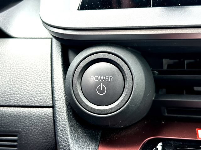 Used 2025 Toyota Prius Plug-In Hybrid FWD image 16