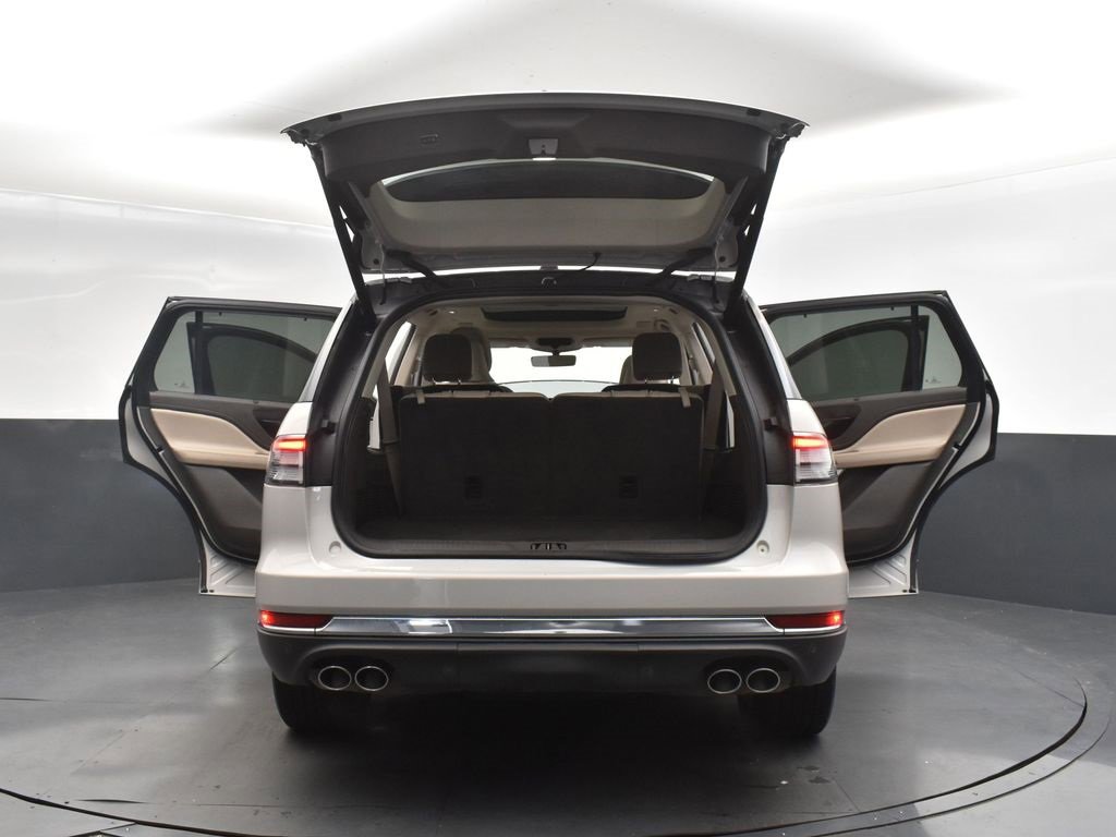 Used 2023 Lincoln Aviator Reserve w/ Equipment Group 201A image 55