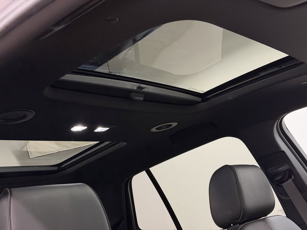 Certified 2023 Chevrolet Traverse RS w/ LPO, Floor Liner Package image 3