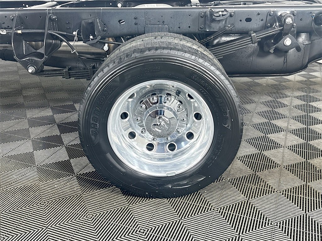 New 2026 RAM 4500 Tradesman w/ Chrome Appearance Group image 16