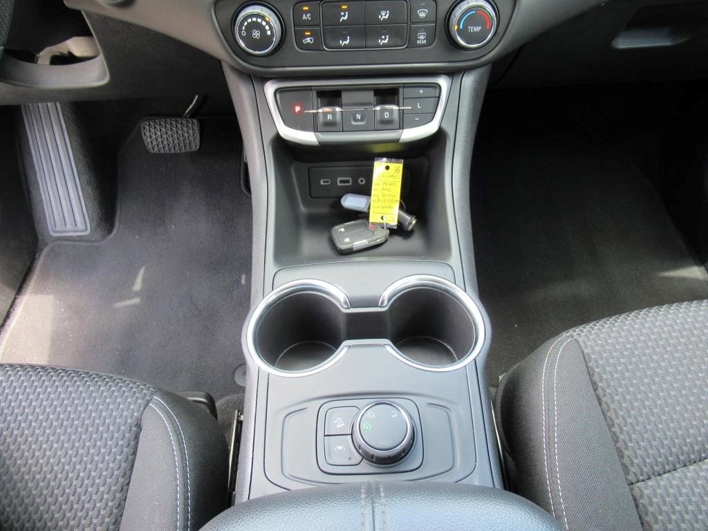 Certified 2024 GMC Terrain SLE image 22