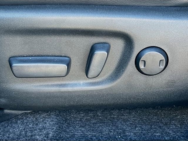 Used 2017 Toyota RAV4 Limited image 22