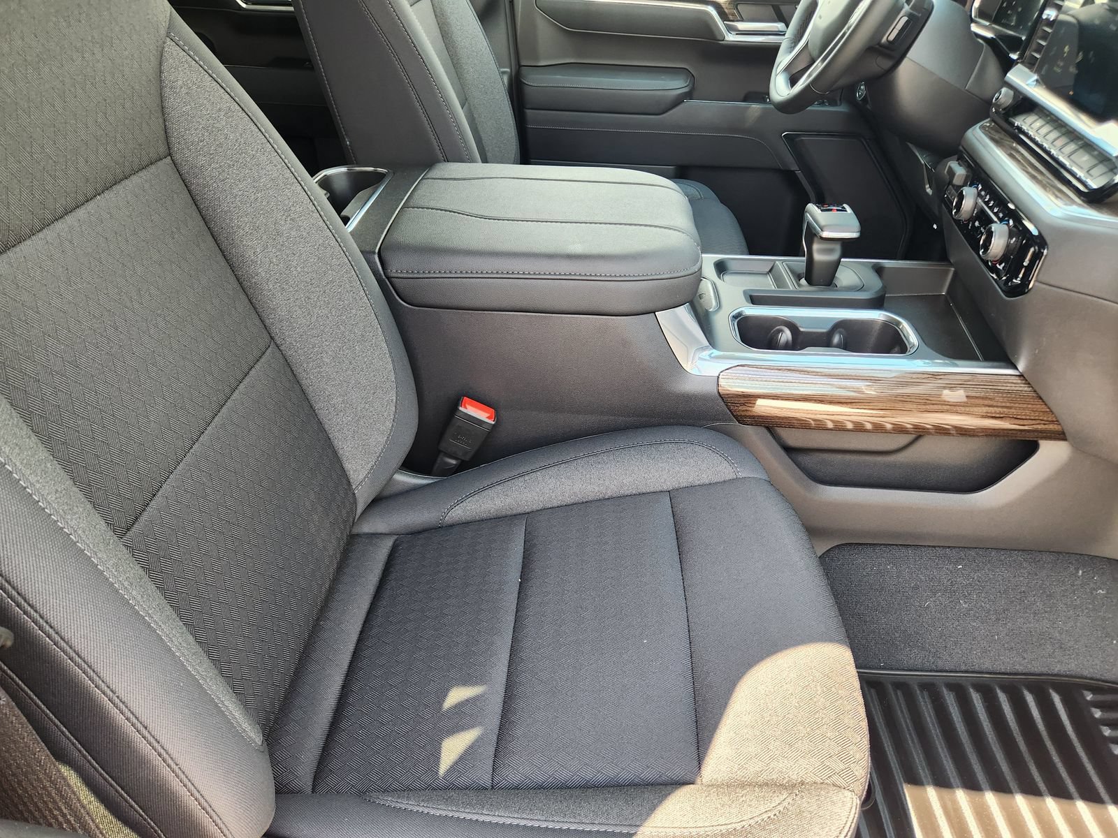 New 2026 Chevrolet Silverado 1500 LT w/ Texas Edition Plus RWD image 14