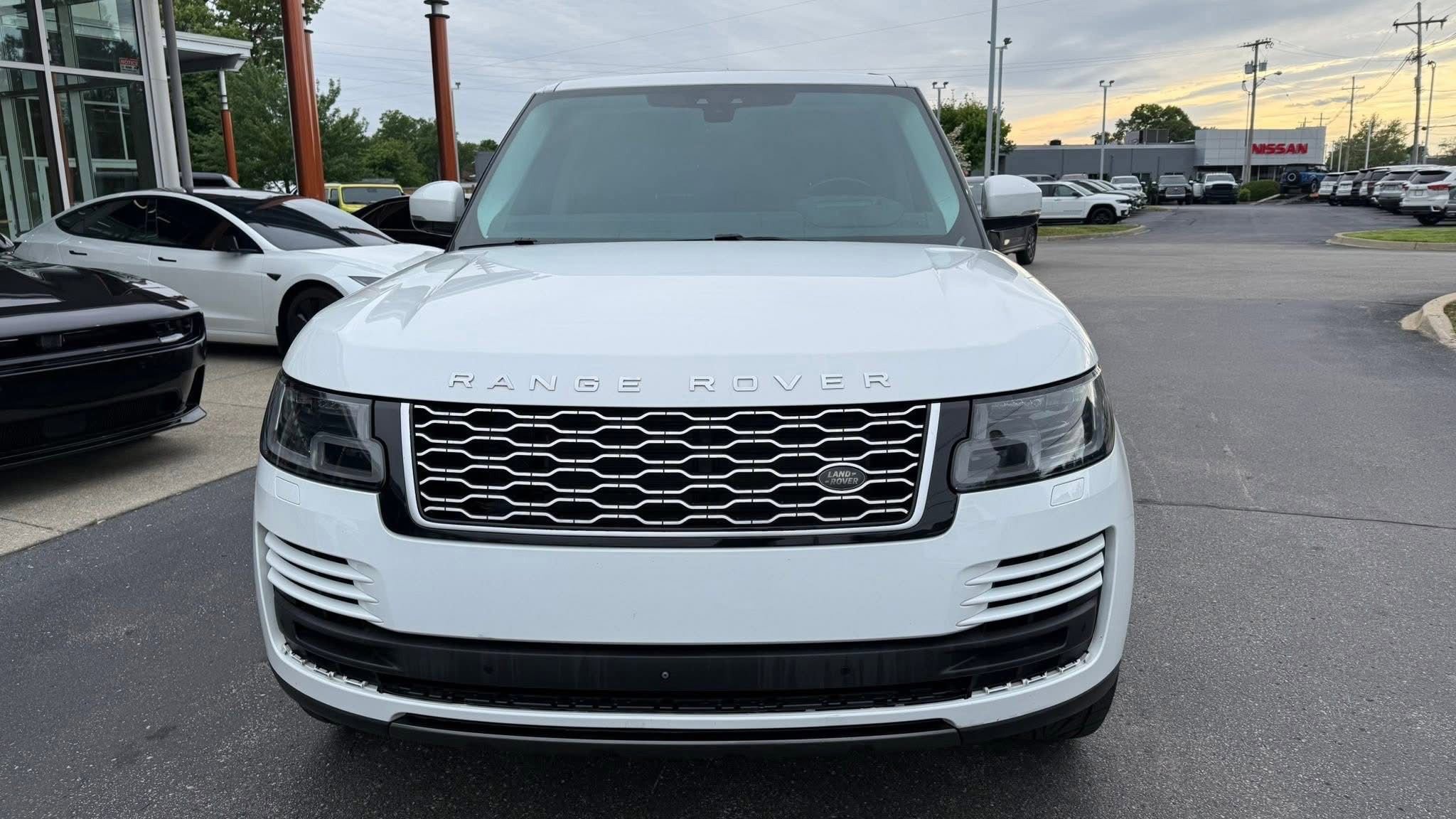Used 2018 Land Rover Range Rover Long Wheelbase Supercharged AWD/4WD image 5