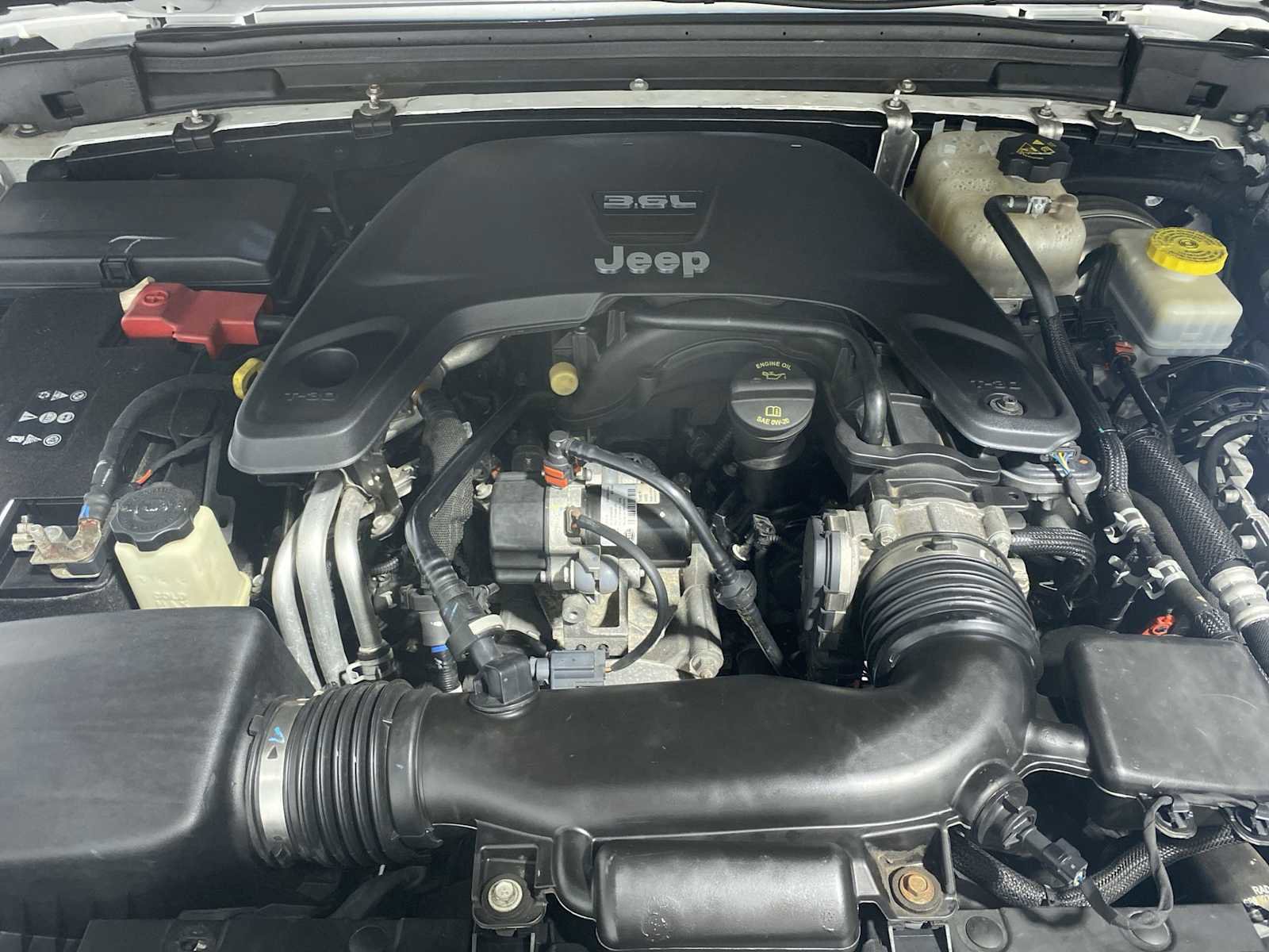 Used 2021 Jeep Wrangler Unlimited Rubicon image 9