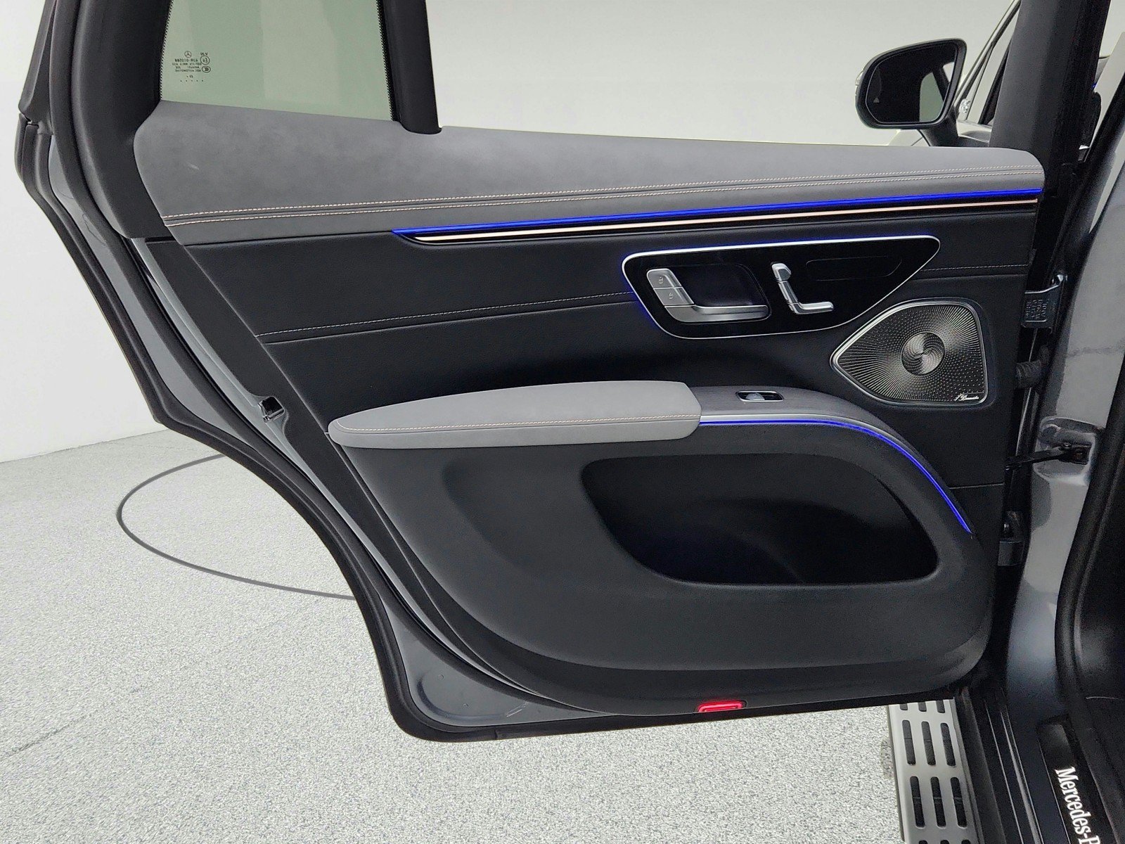 Certified 2024 Mercedes-Benz EQS 450+ SUV image 28