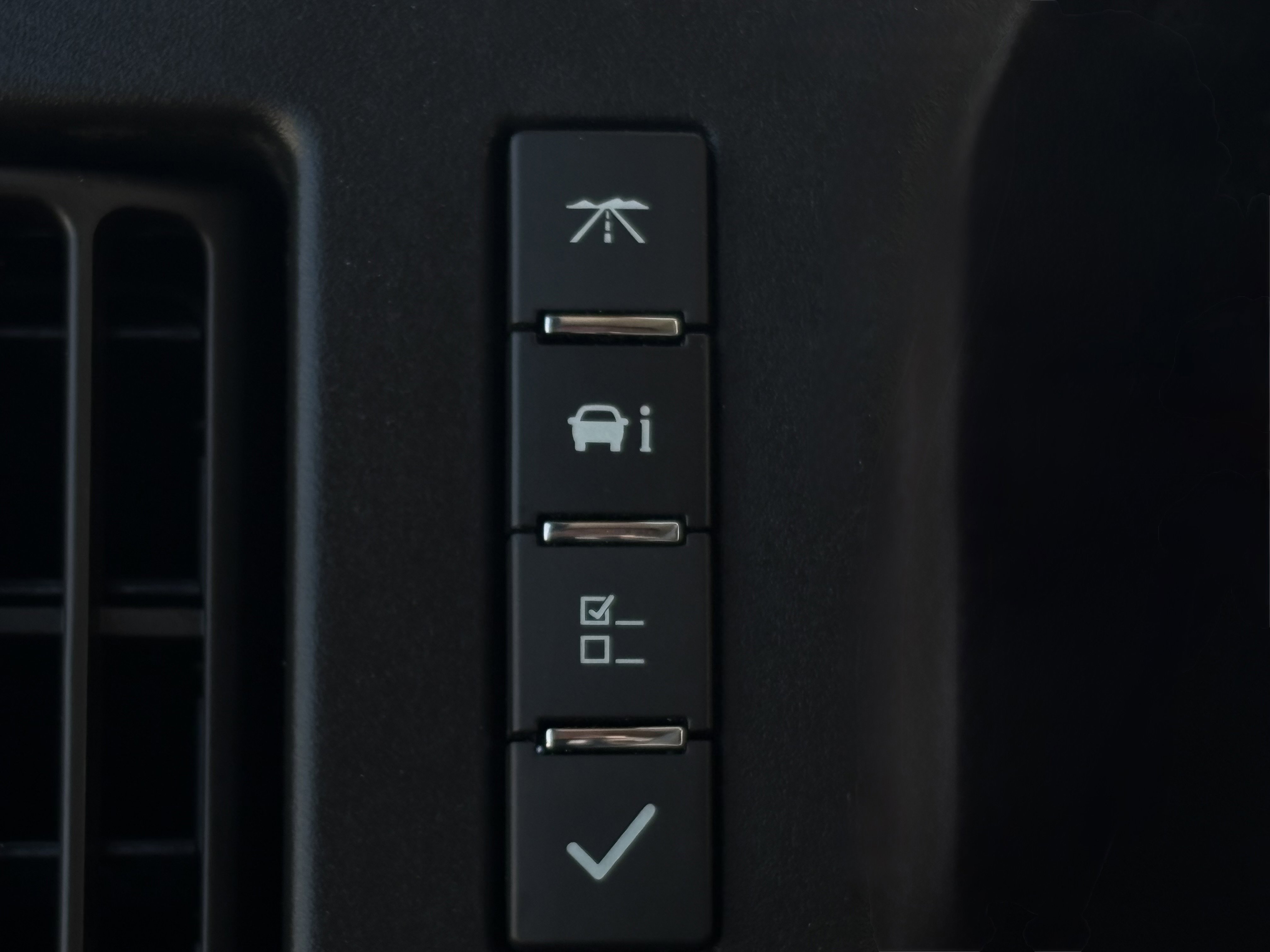 Used 2019 Chevrolet Express 3500 LT w/ LT Preferred Equipment Group image 29