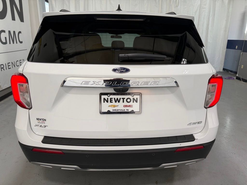 Used 2024 Ford Explorer XLT w/ Equipment Group 202A image 33