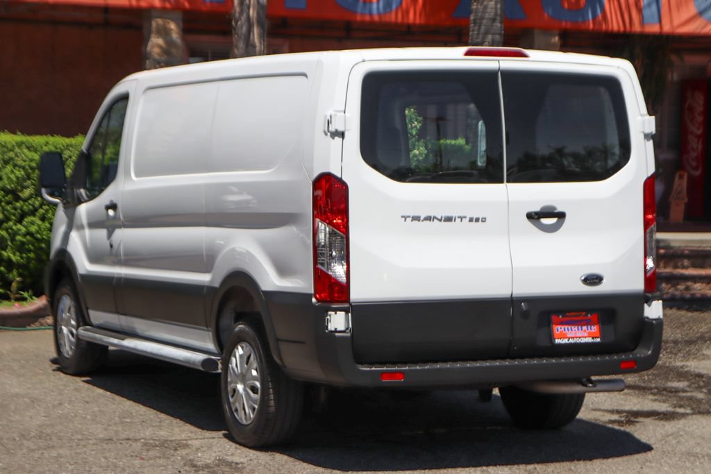 Used 2025 Ford Transit 250 Low Roof w/ Exterior Upgrade Package RWD image 6