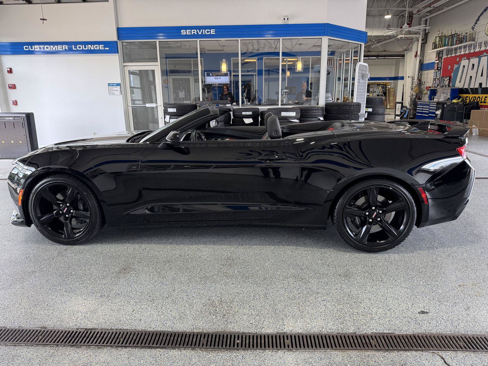 Used 2017 Chevrolet Camaro SS RWD image 25
