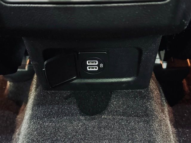 Used 2022 Lincoln Corsair Reserve w/ Equipment Group 201A image 22