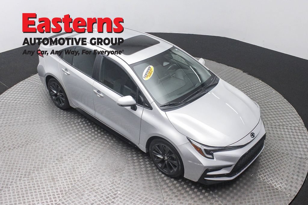 Used 2023 Toyota Corolla XSE FWD image 3