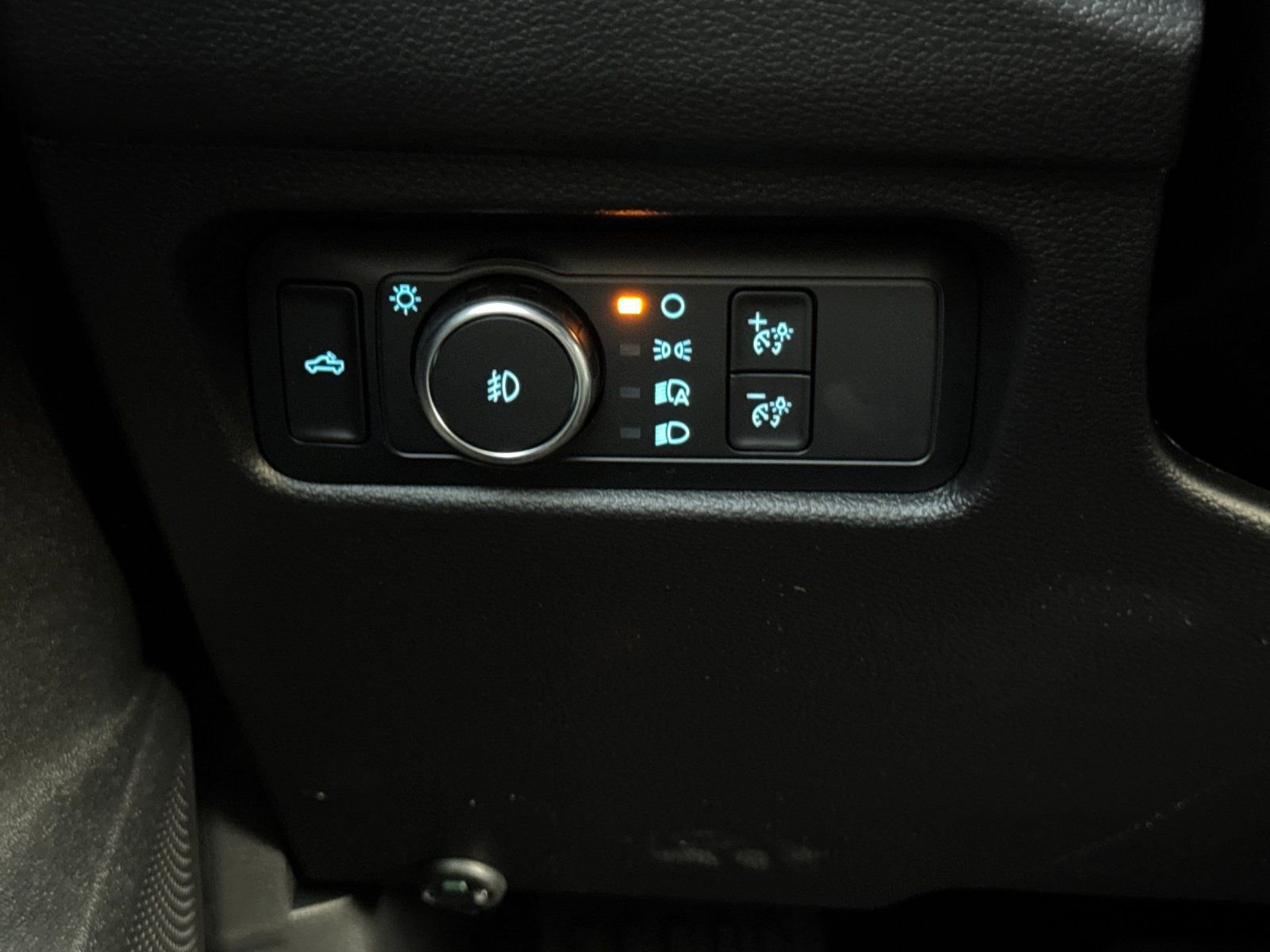 New 2025 Ford Ranger XLT w/ FX4 Off-Road Package image 29