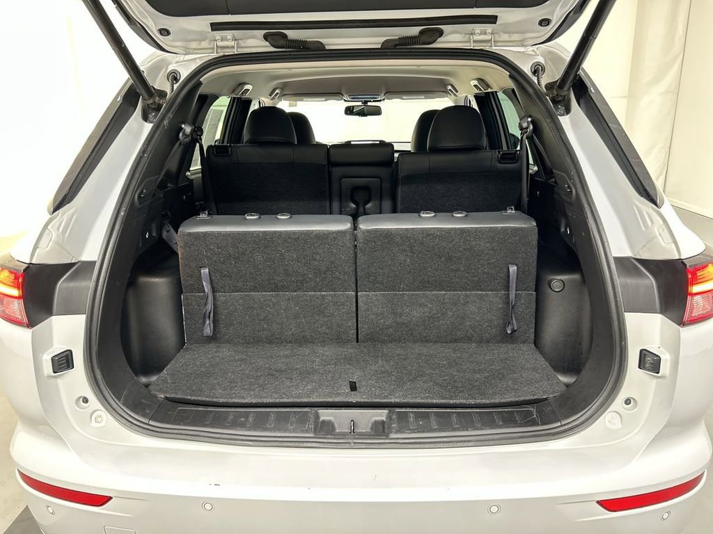 Used 2023 Mitsubishi Outlander SEL image 23