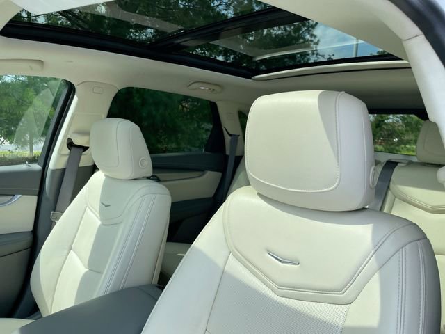 Used 2017 Cadillac XT5 Premium Luxury image 14