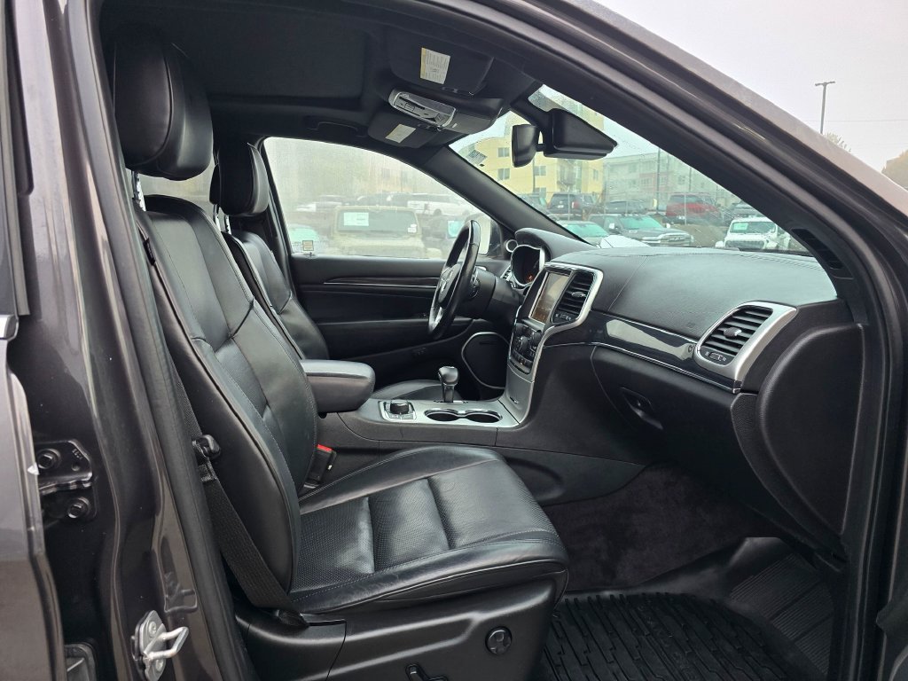Used 2015 Jeep Grand Cherokee High Altitude AWD/4WD image 12