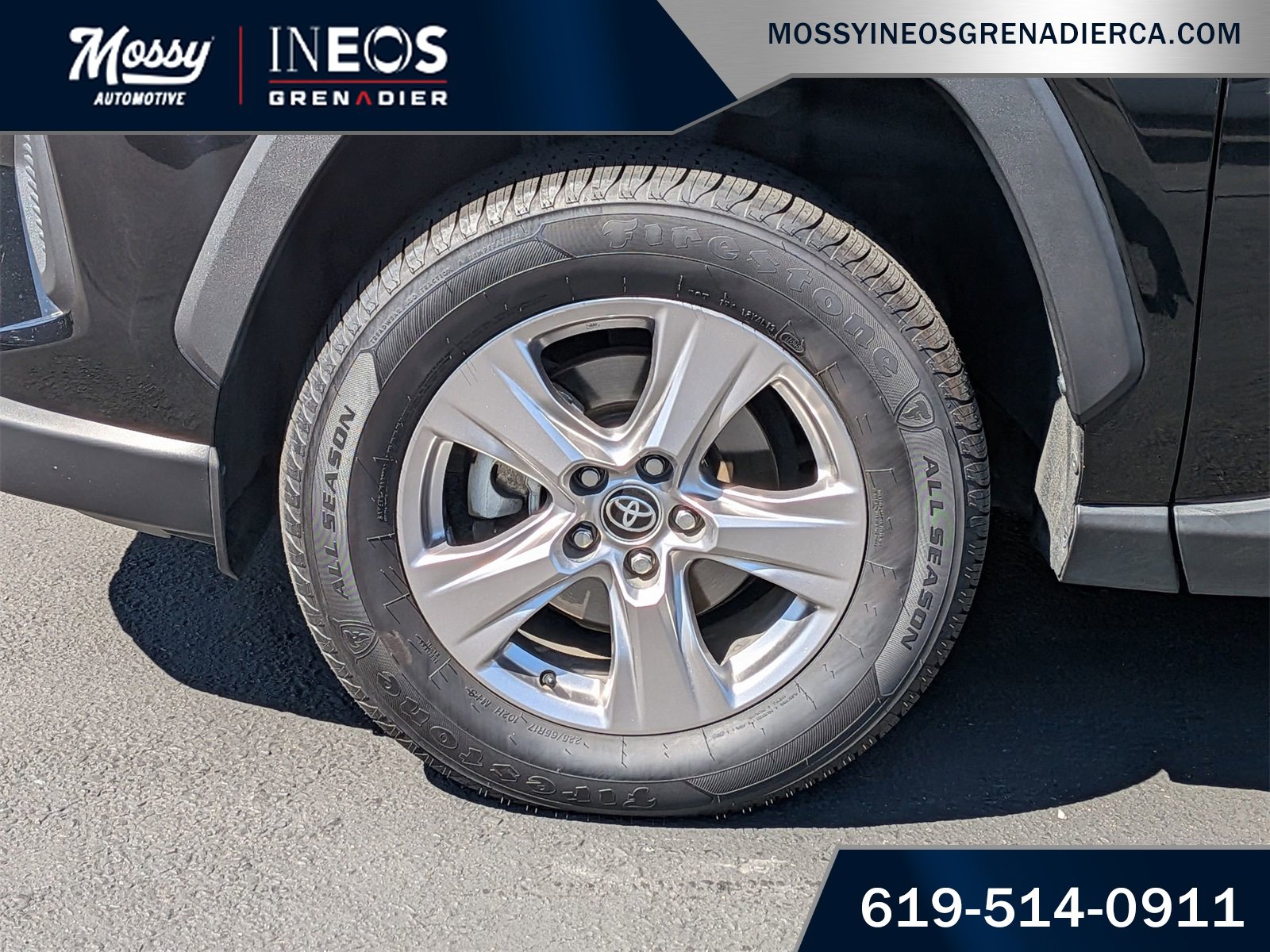 Used 2023 Toyota RAV4 XLE image 10