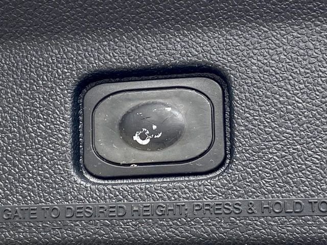 Used 2018 Ford Explorer Limited image 44