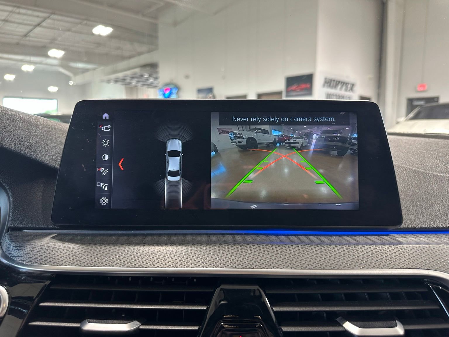 Used 2018 BMW 530i w/ M Sport Package RWD image 28
