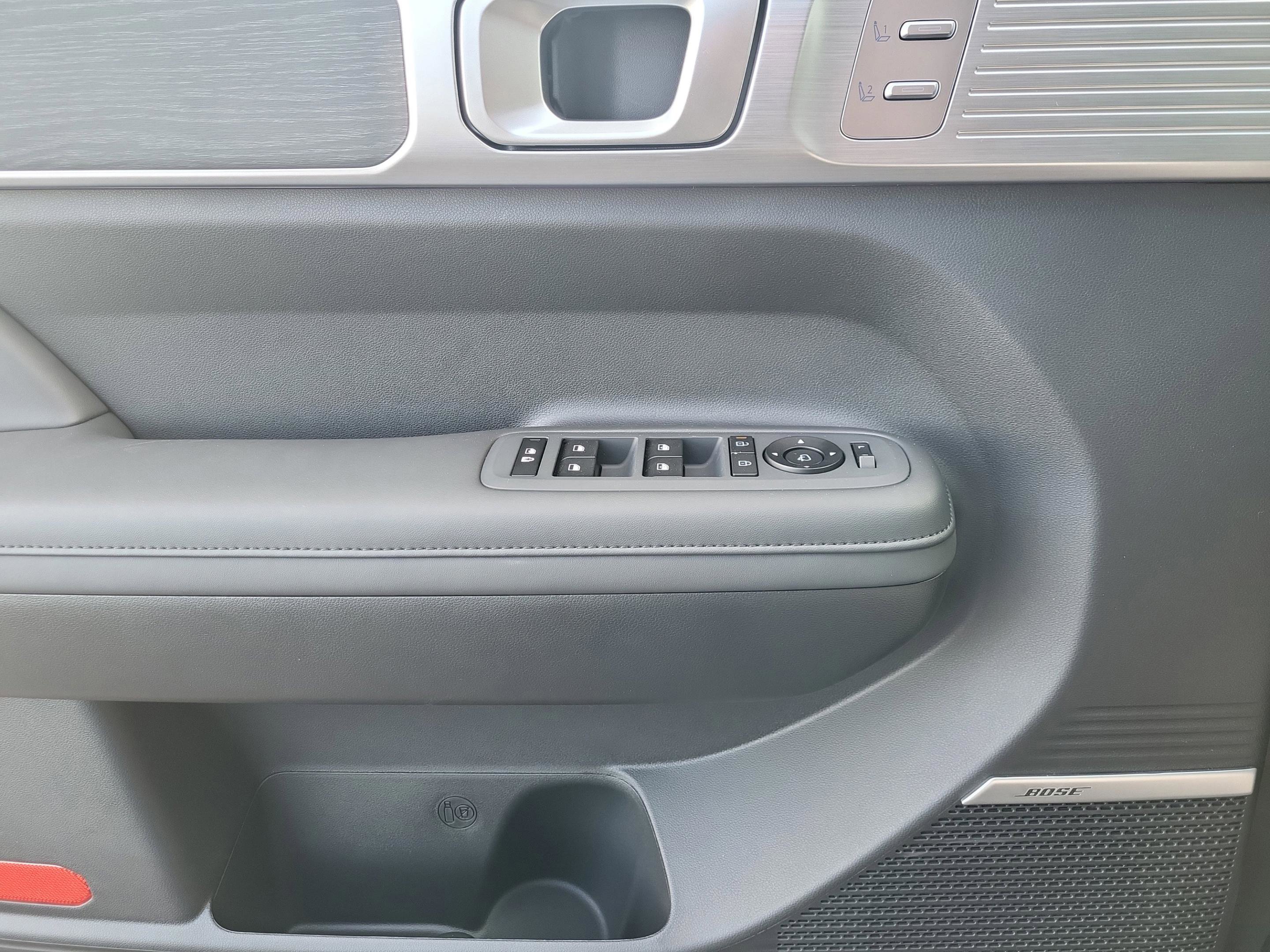 New 2026 Hyundai Santa Fe Limited image 13