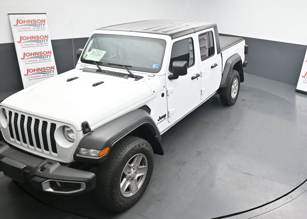 Used 2022 Jeep Gladiator Sport image 26
