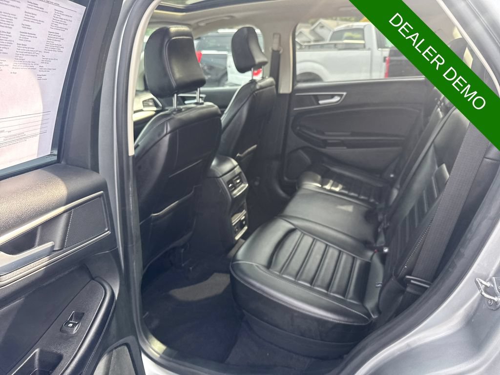 Used 2023 Ford Edge SEL AWD/4WD image 13
