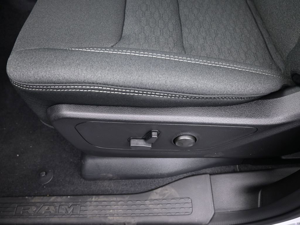 Used 2026 RAM 1500 Big Horn AWD/4WD image 15