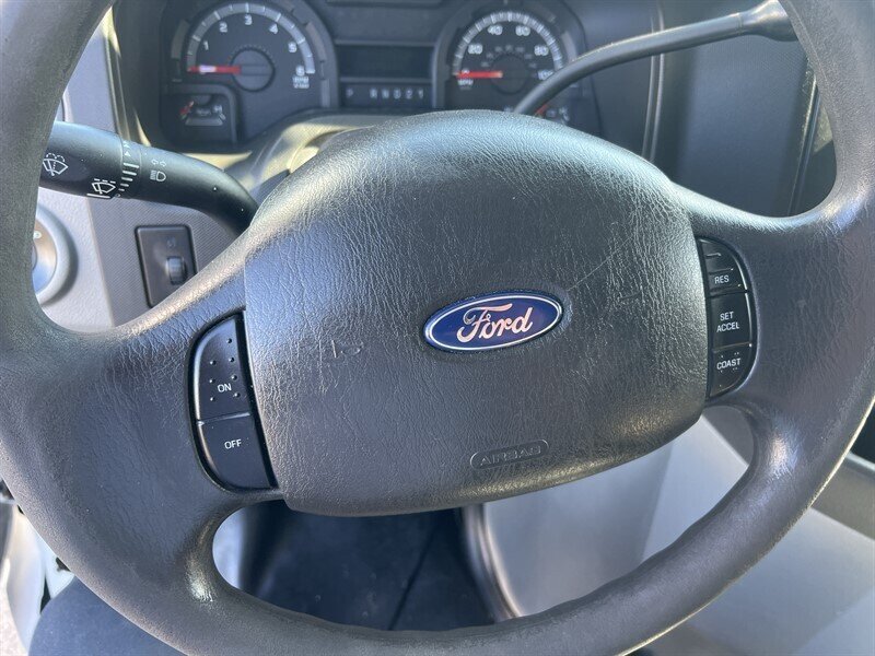 Used 2013 Ford E-150 and Econoline 150 RWD image 20