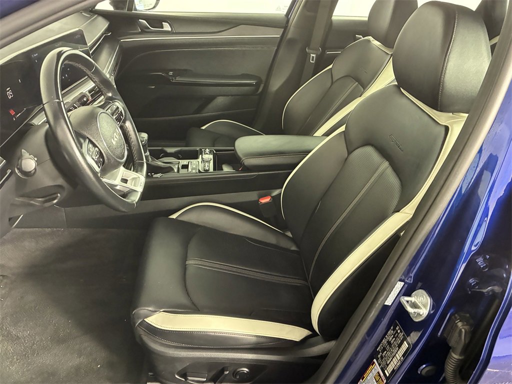 Used 2025 Kia K5 GT-Line w/ GT-Line Premium Package image 12