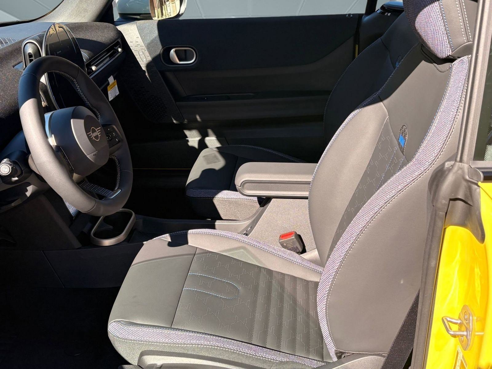 New 2026 MINI Cooper S image 5