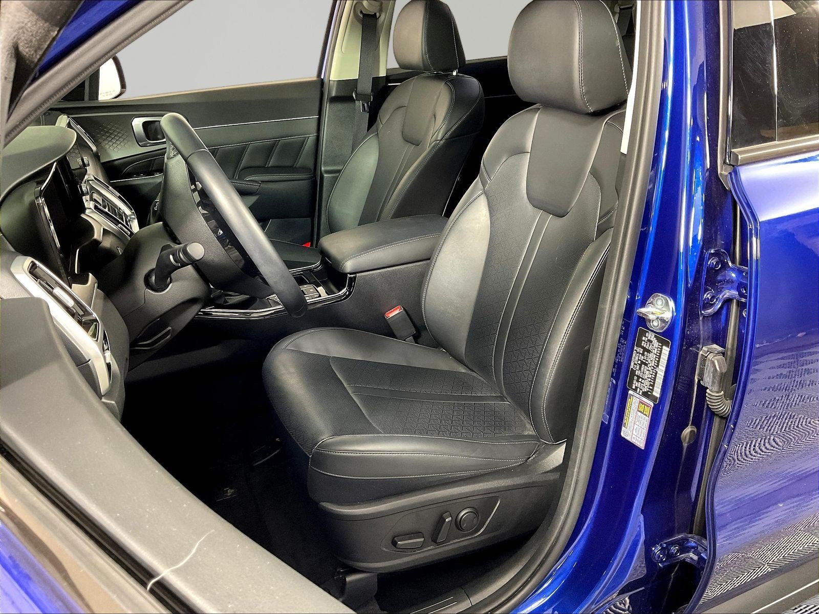 Used 2023 Kia Sorento SX AWD/4WD image 21