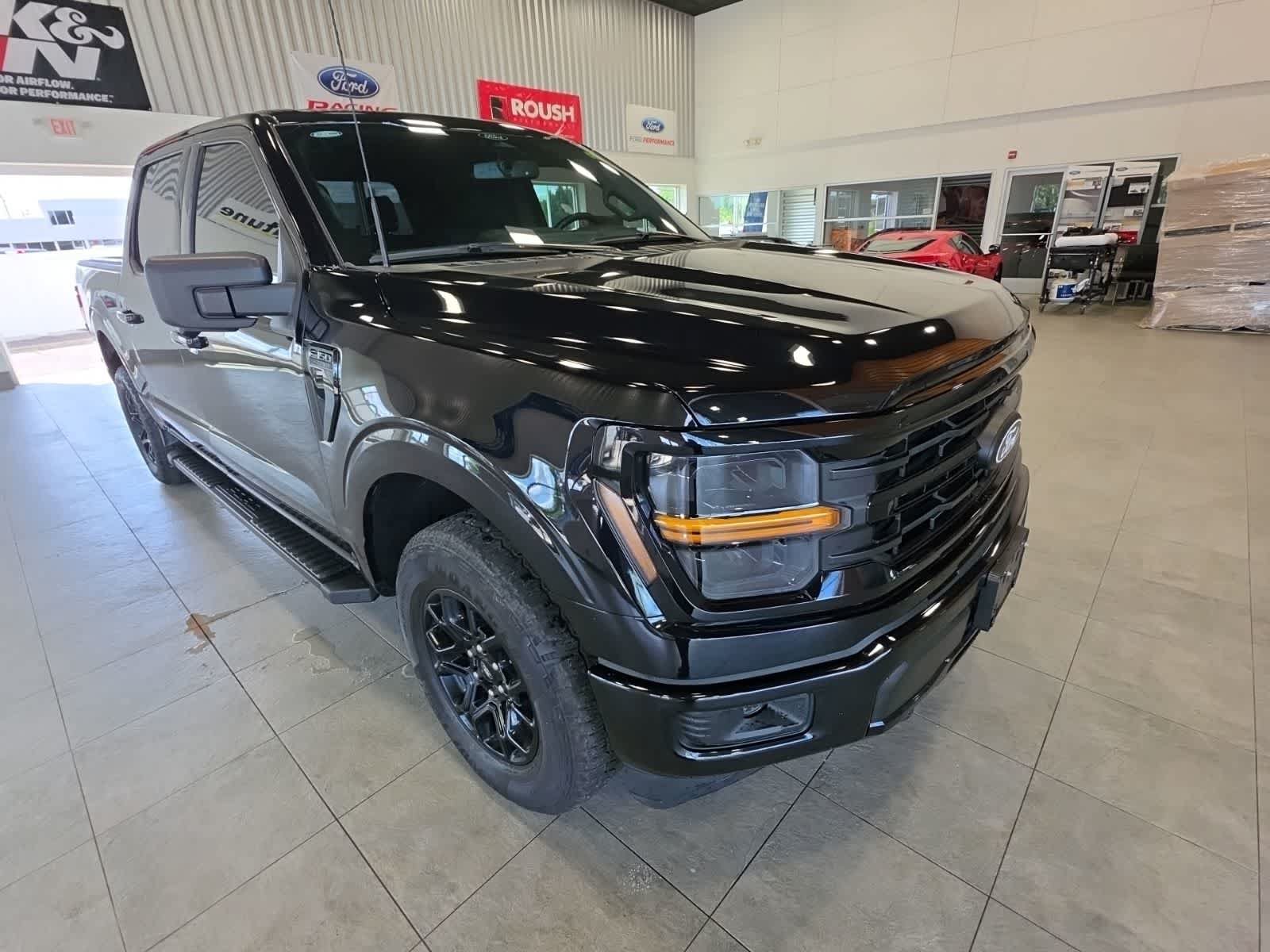 Used 2024 Ford F150 XLT w/ XLT Black Appearance Package AWD/4WD image 6