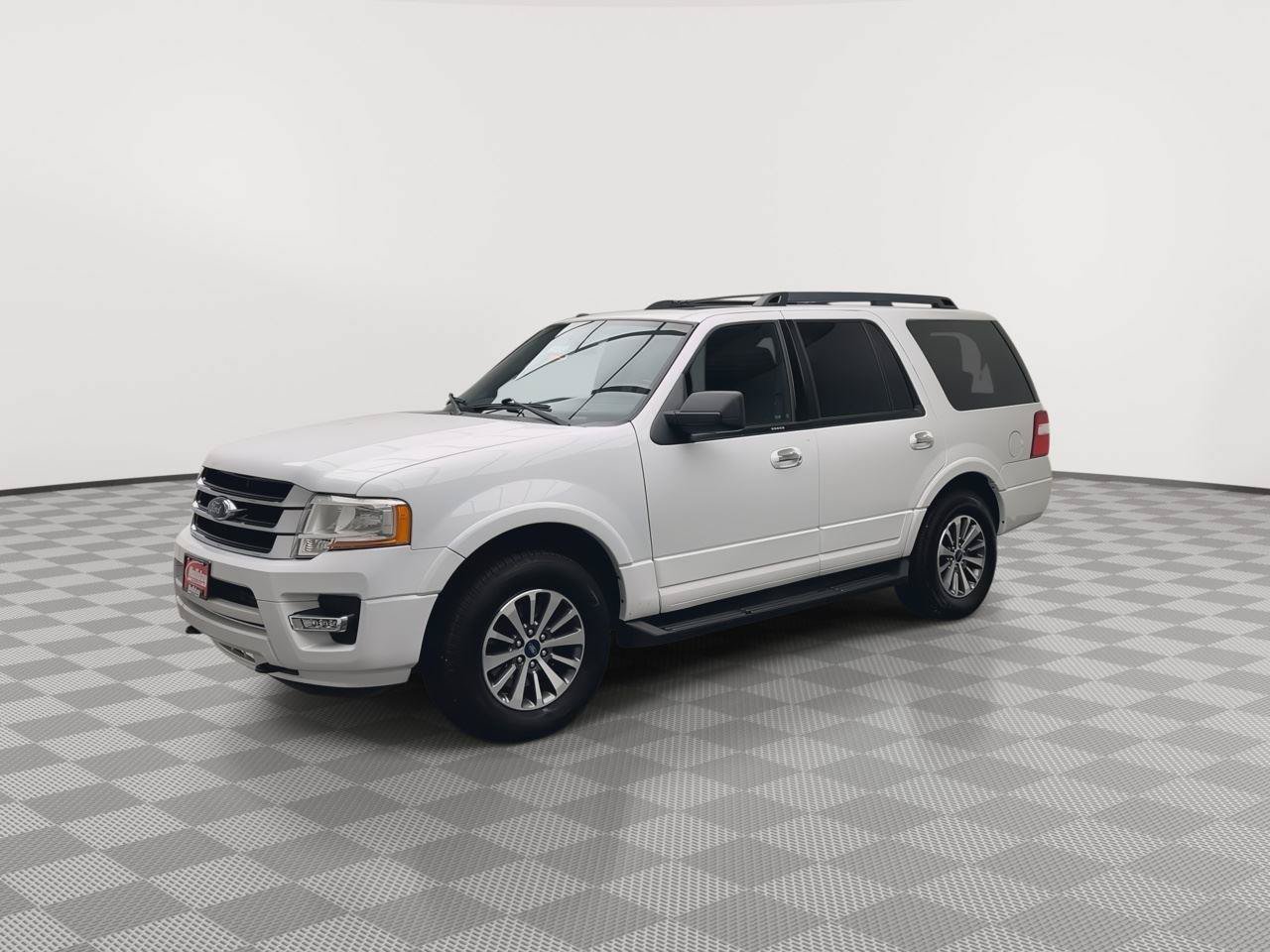 Used 2017 Ford Expedition XLT AWD/4WD image 35