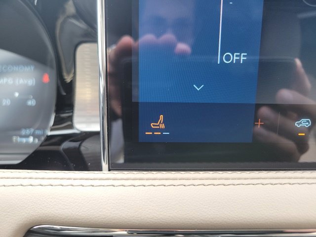 Certified 2024 Lincoln Corsair FWD image 7