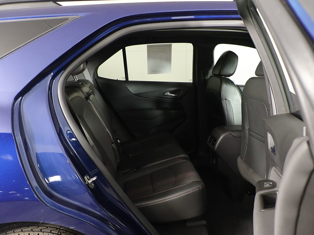 Used 2022 Chevrolet Equinox RS AWD/4WD image 30