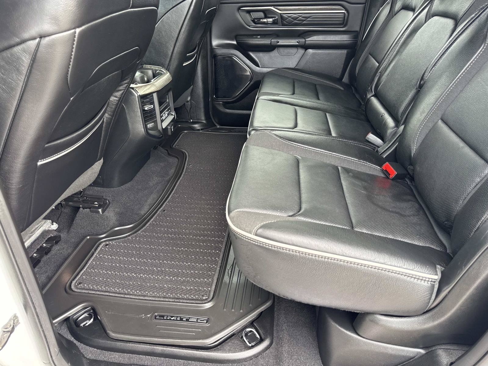 Used 2025 RAM 1500 Limited AWD/4WD image 20