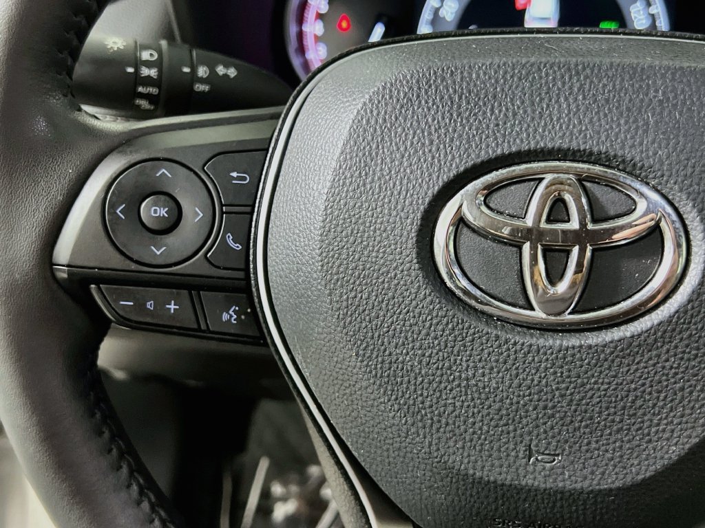 Used 2025 Toyota RAV4 XLE Premium w/ Weather Package FWD image 15
