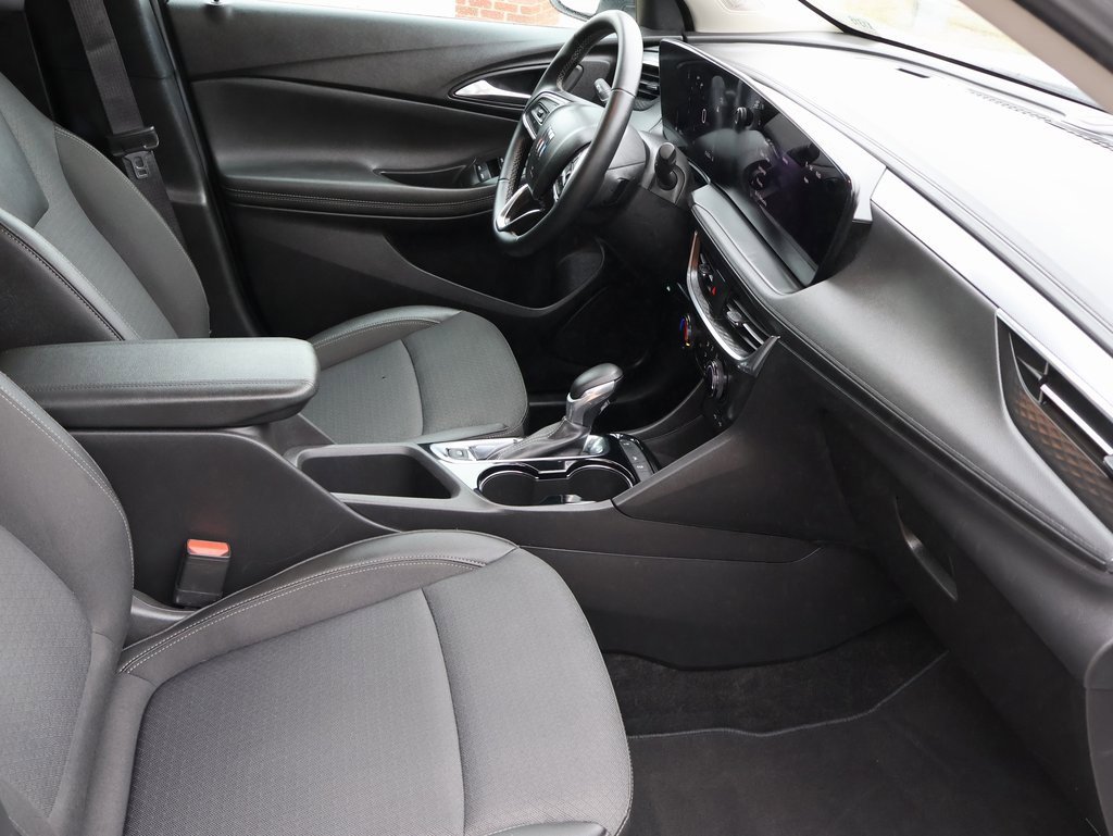 Used 2025 Buick Encore GX Preferred image 11