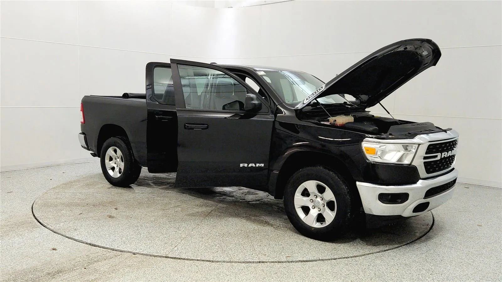 Used 2022 RAM 1500 Big Horn image 9