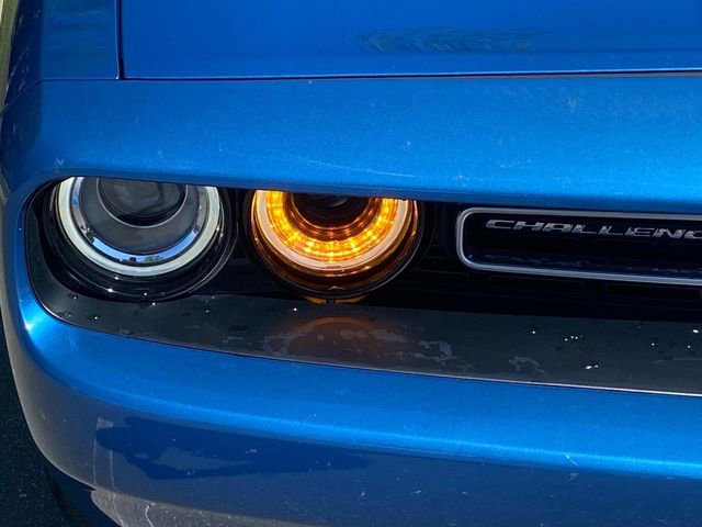 Used 2021 Dodge Challenger SXT RWD image 4