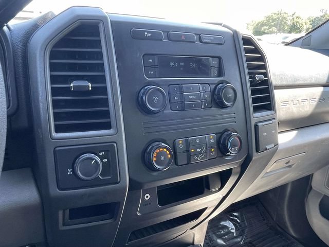 Used 2017 Ford F350 XL AWD/4WD image 19