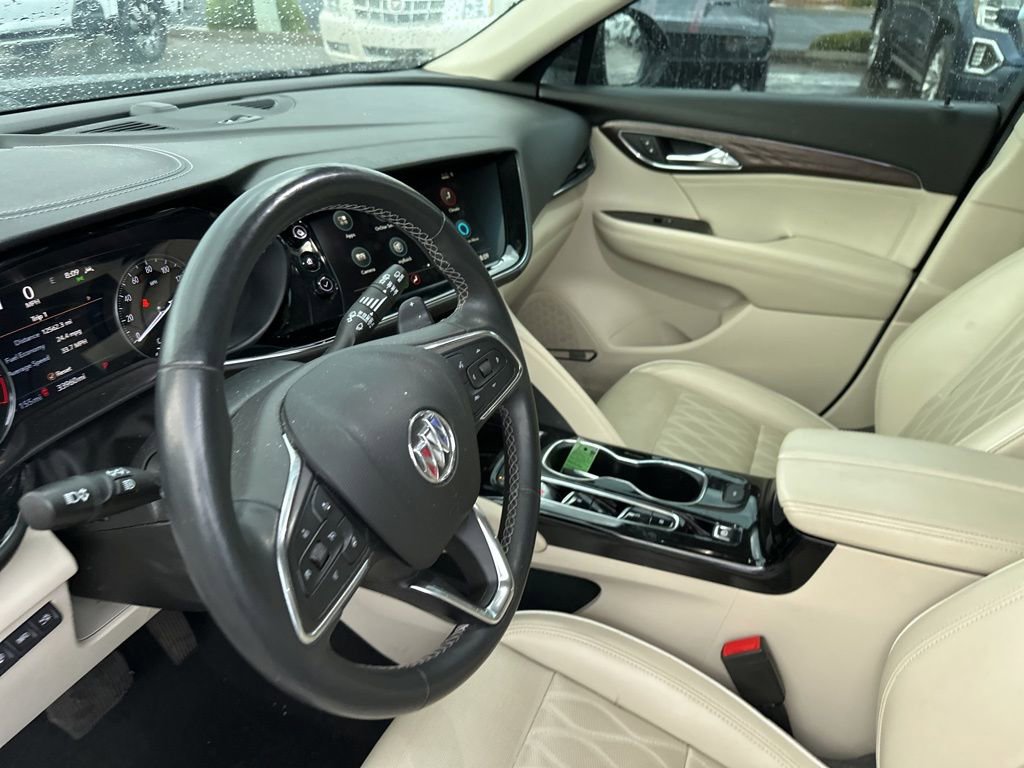 Used 2023 Buick Envision Avenir image 9